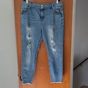 City Chic Distressed Skinny Jeans in Blue